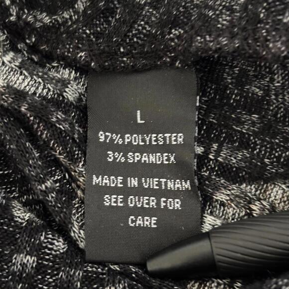 ALYX Women's Top - Black Floral, Long Sleeve Blouse - Size Large, Stretch - Picture 4 of 4